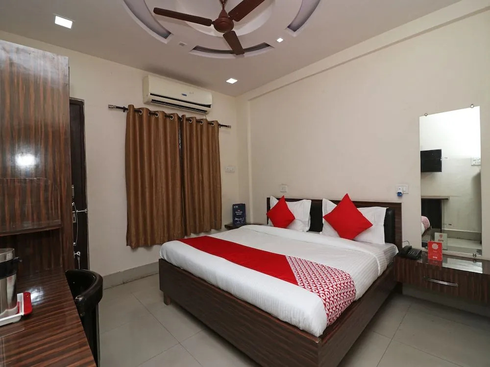 OYO 22889 Hotel Shree Ji