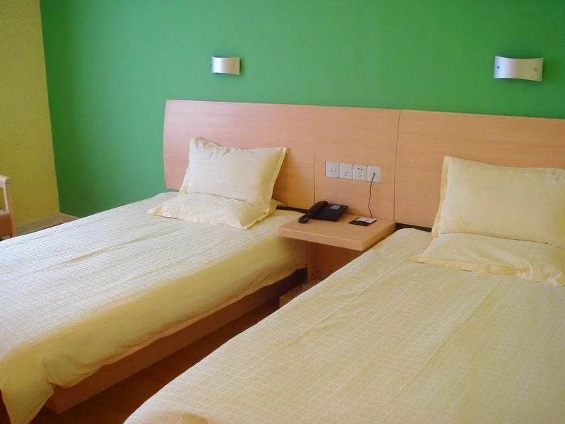 Jitai Hotel Shanghai Zhonghuan Bailian Store