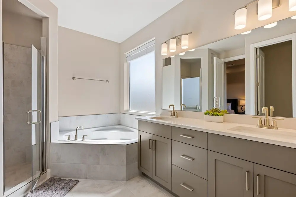 Crown Point 4 Bedroom Home