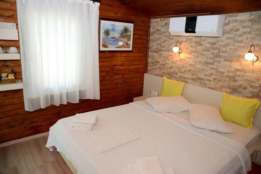 Nuri's Beach Bungalow