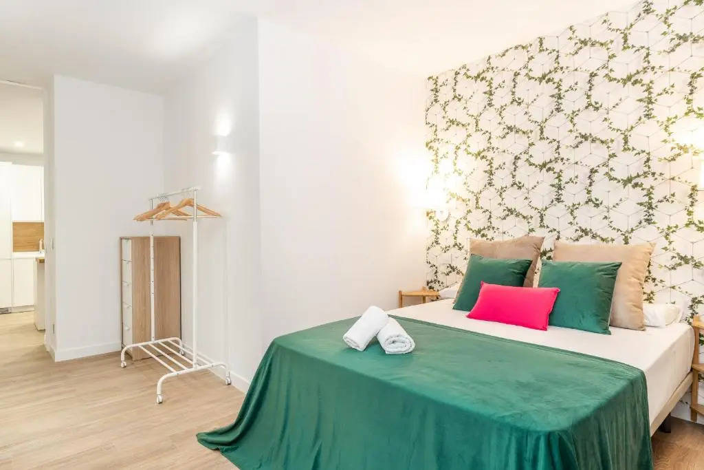 BNBHolder Group Luxury SOL