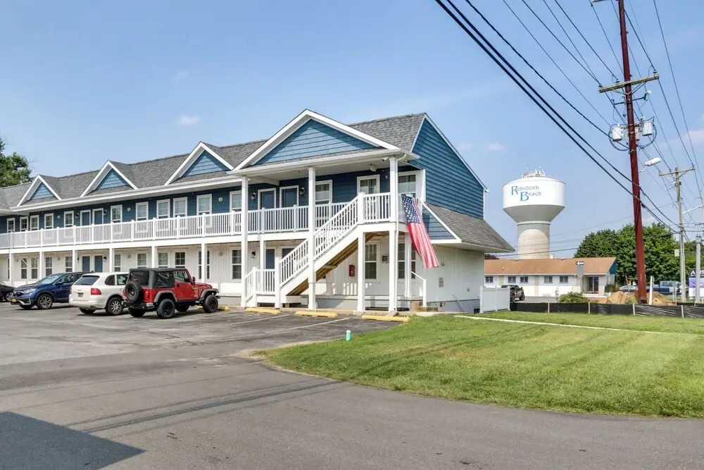 Community Pool Access: Rehoboth Beach Unit!