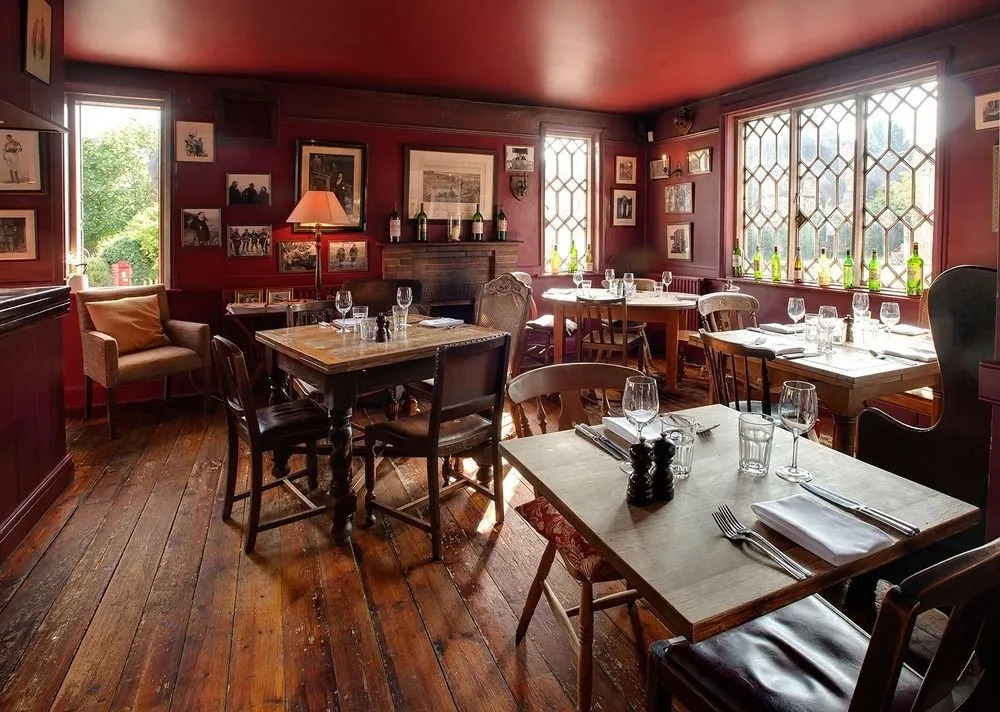 The Peat Spade Inn