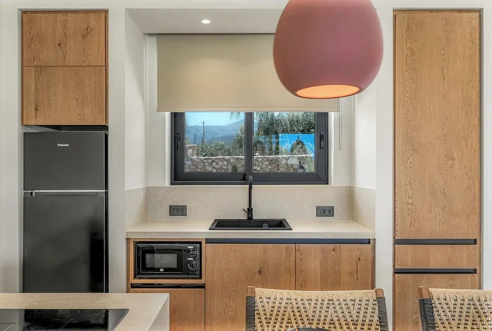 Lakka Suites