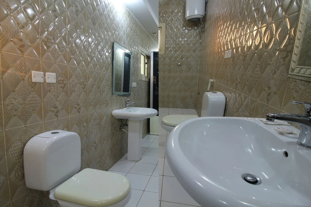 OYO 594 Taj Lamar Furnished Apartments