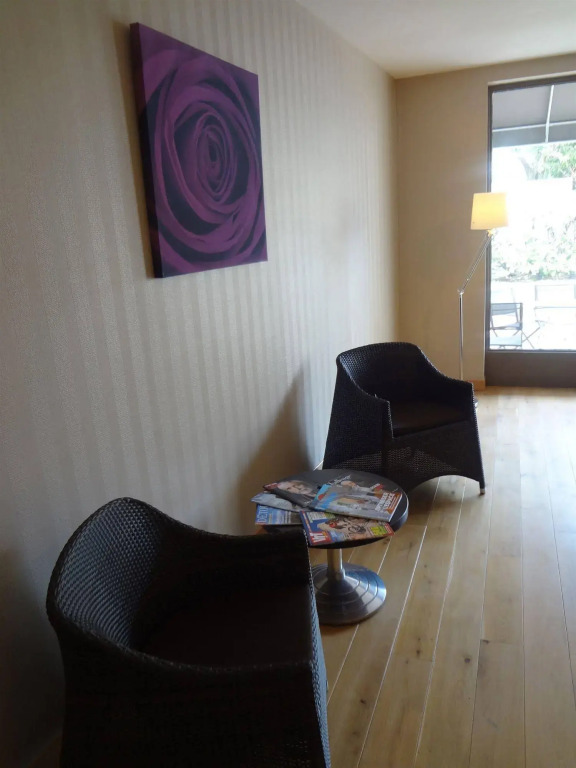 Brit Hotel du Parc Niort Centre-Parking gratuit