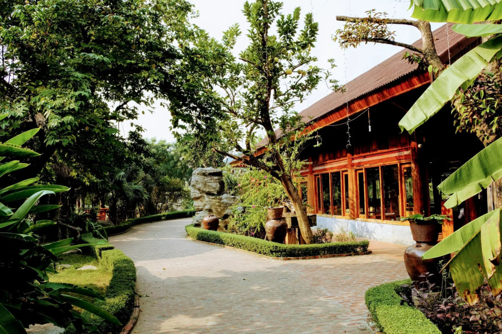 Thung Nham Resort