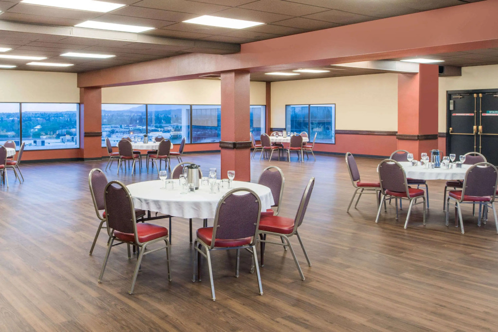 Ramada by Wyndham Downtown Spokane