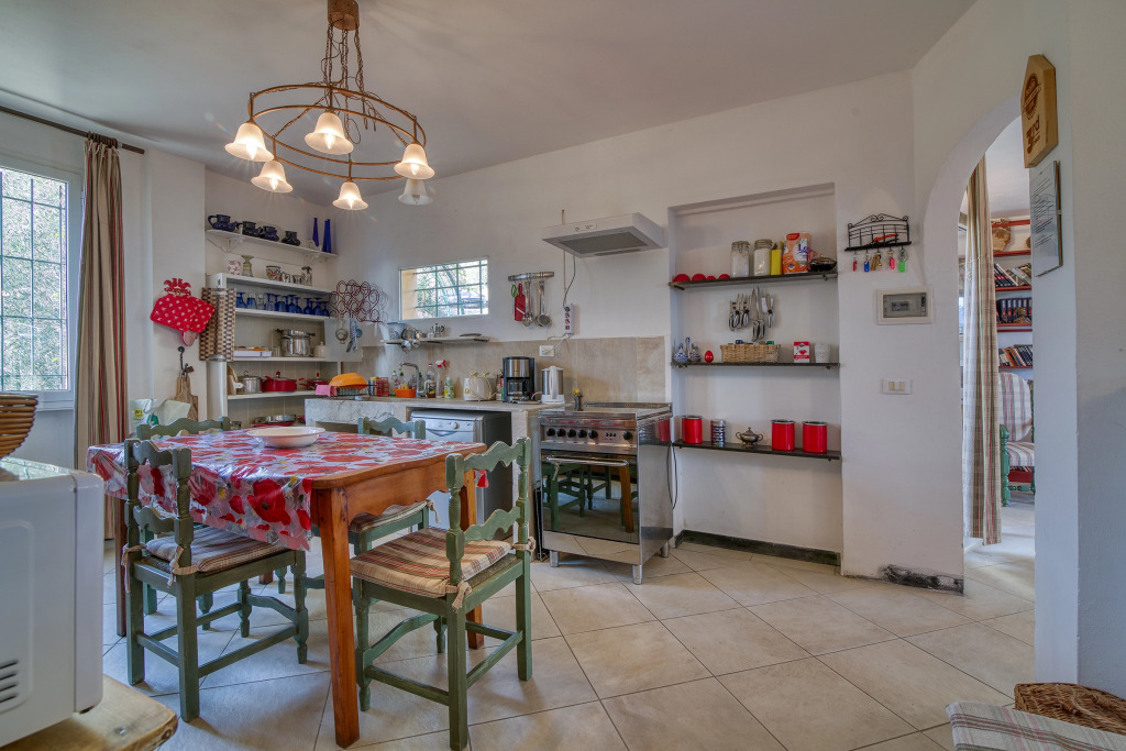 Ca Dartista For Nature Lovers with Terrace Garden - Happy Rentals