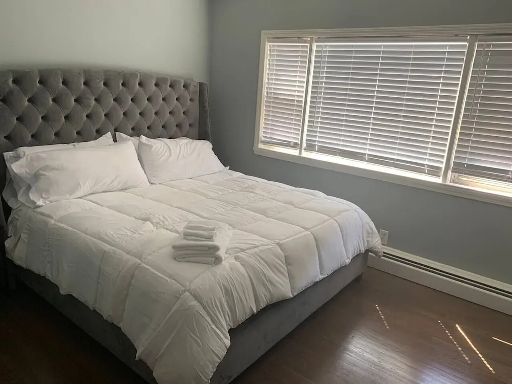 New Condo 5beds 3bath Downtown Boston North End