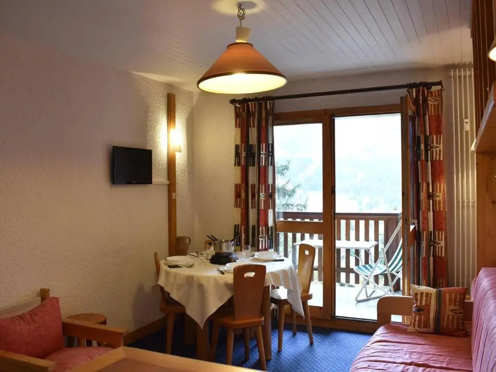 Appartement Méribel, 2 pièces, 4 personnes - FR-1-180-61