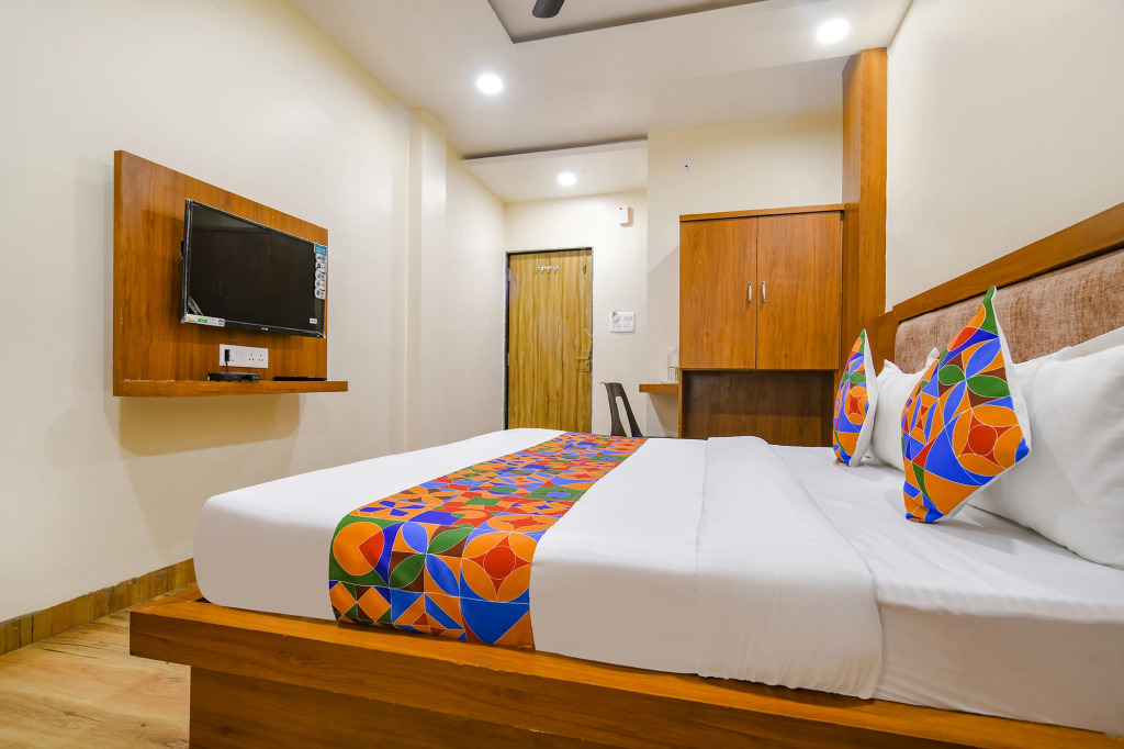 FabHotel Atharv - Airport