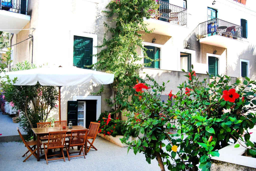 Twin House Spetses