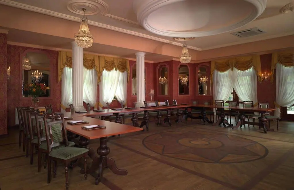 Hotel Bugatti
