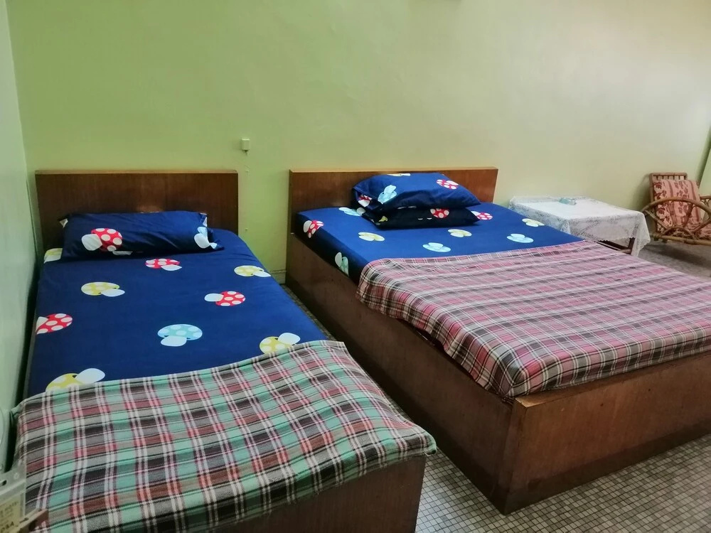Paradise Hotel