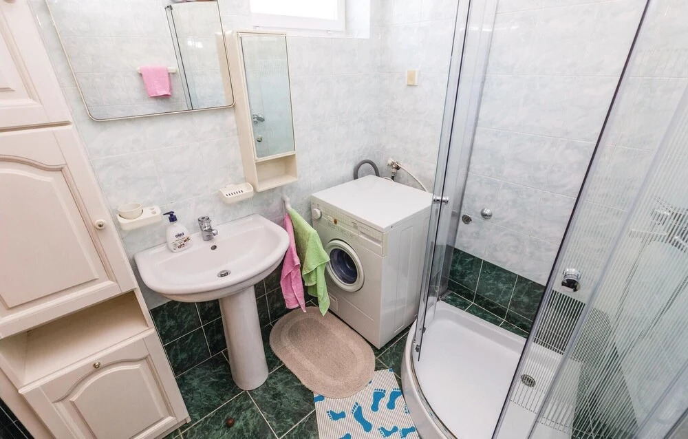 Awesome Home in Matulji With Wifi and 1 Bedrooms