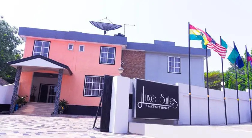 Luxe Suites Hotel