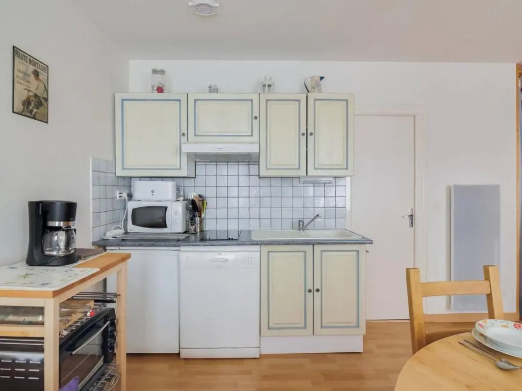 Appartement Cauterets, 2 pièces, 4 personnes - FR-1-401-110
