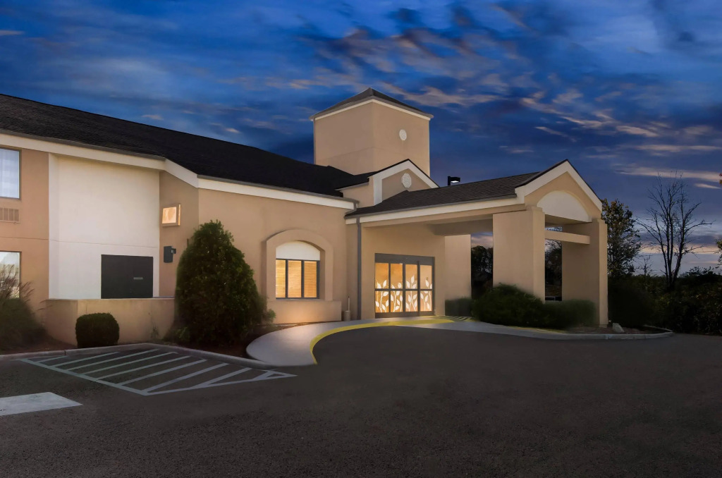 Sleep Inn Beaver- Beckley