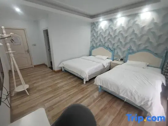 Xinchang Yunqi Small Building House