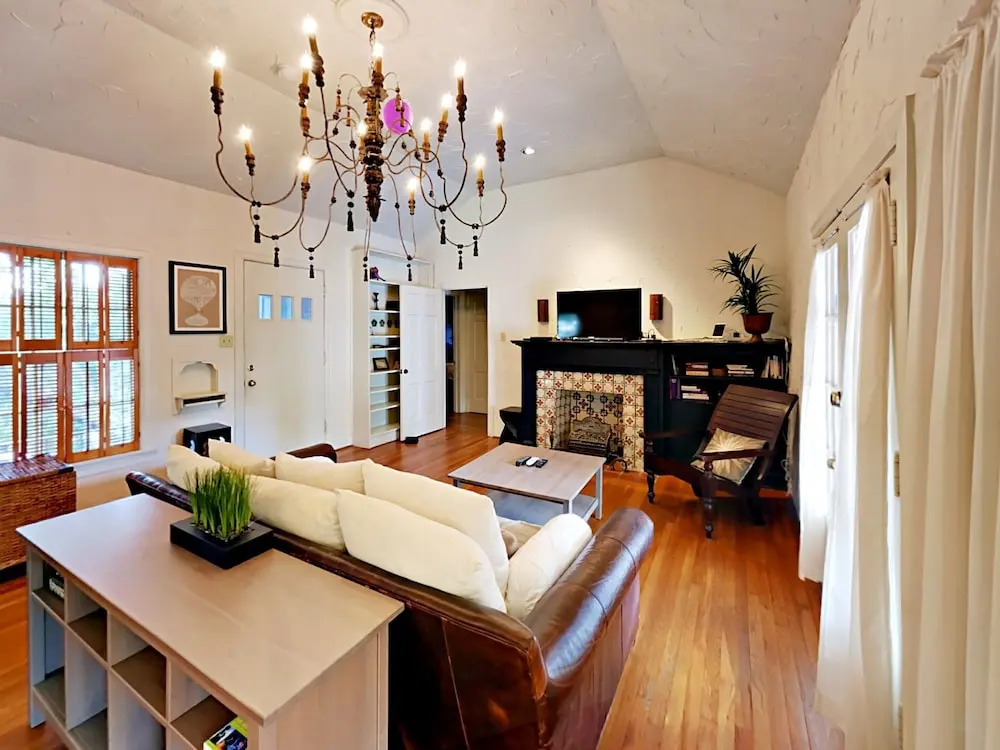 Moroccan Inspired Retreat in SoLa by RedAwning