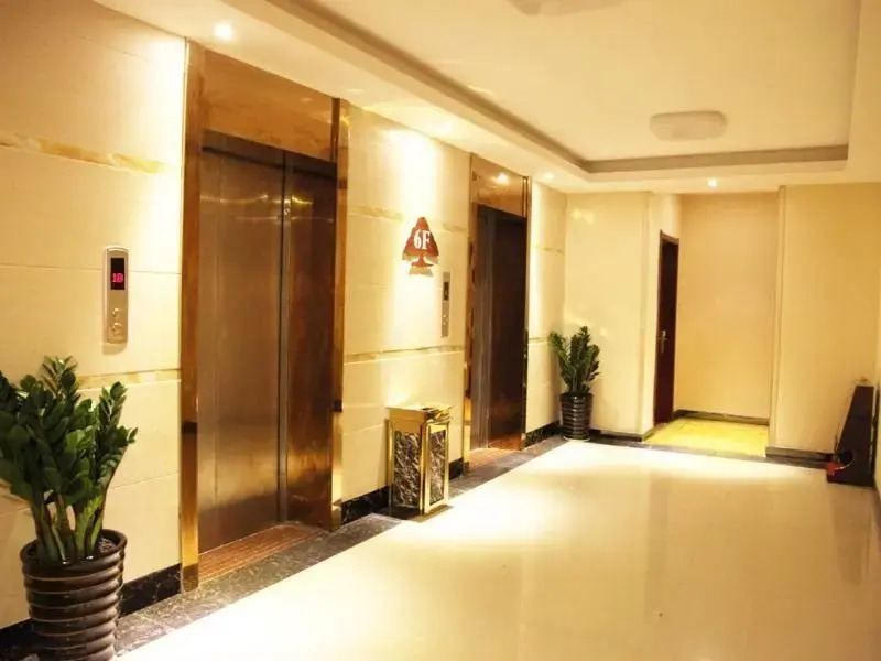 GreenTree Inn Guangxi Yulin Jincheng Commercial Building Shell Hotel
