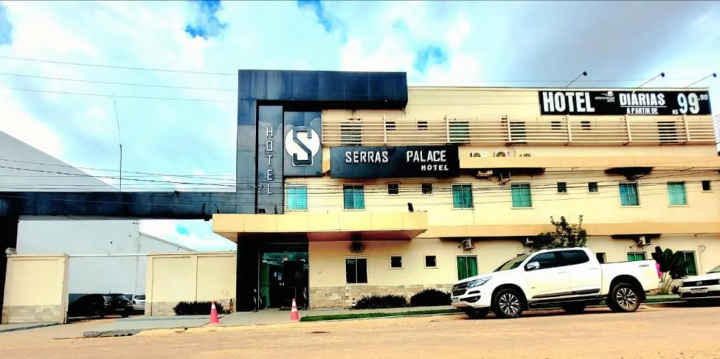 Serras Palace Hotel
