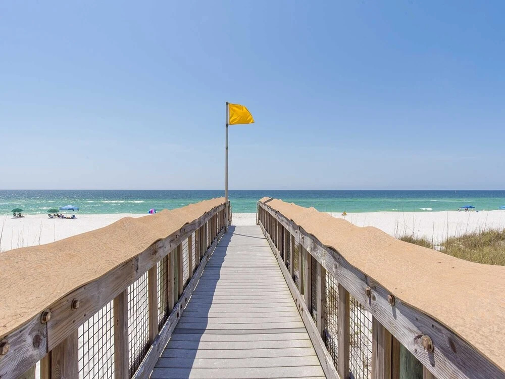 Sundunes Condominium