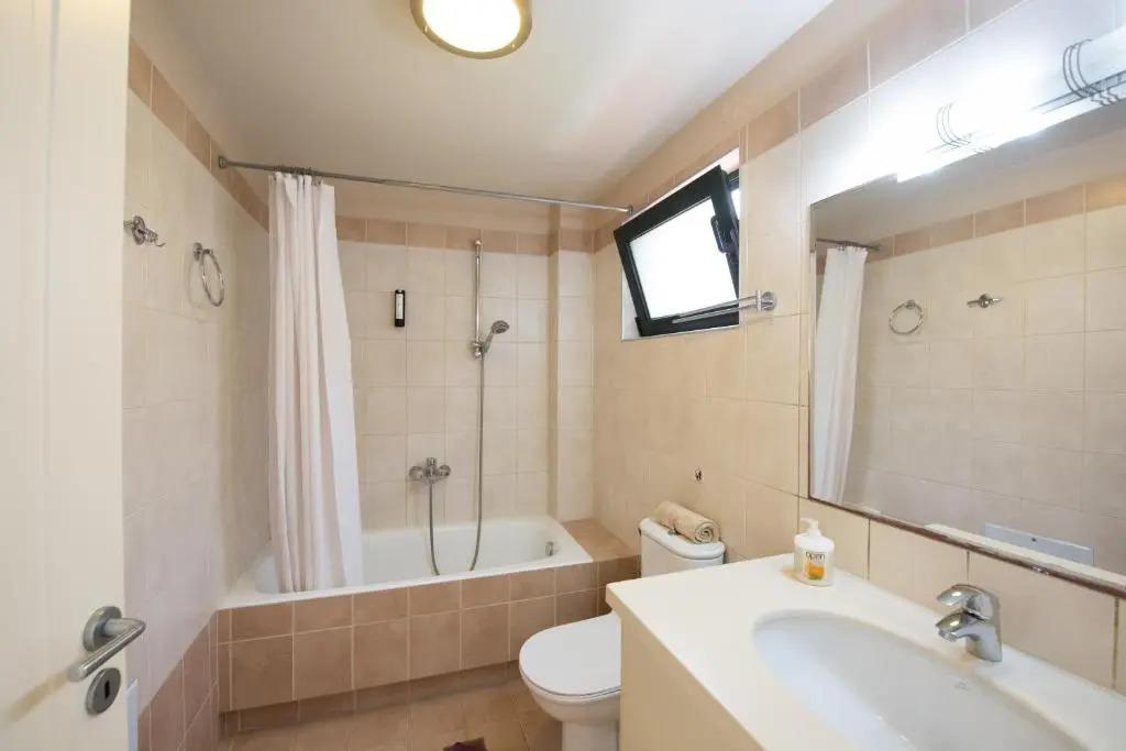 Portela Suites Kampoula