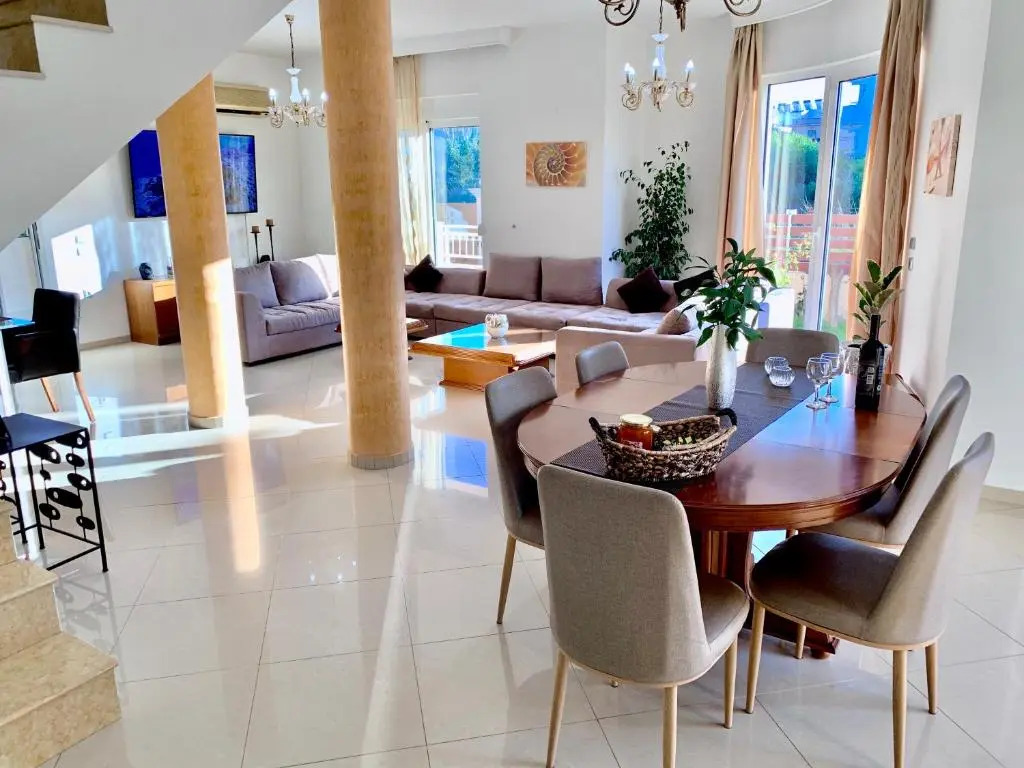 Mediterranean Luxury Villa