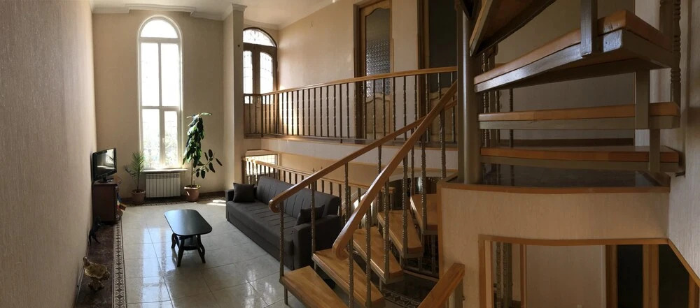 Bajo Guest House