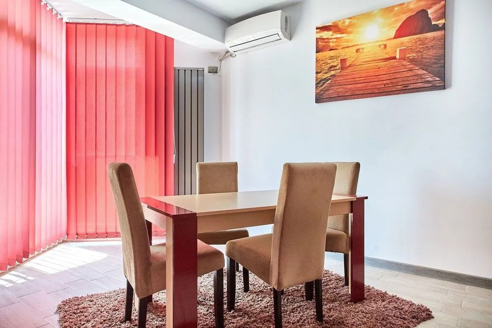 Apartamente Deluxe Alezzi Beach Pool & Spa