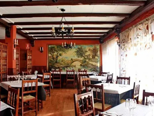 Hostal Rte. Elena
