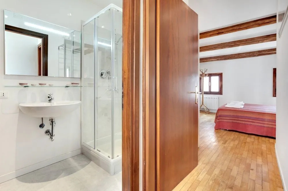 Piazzale Roma Venice Apartment