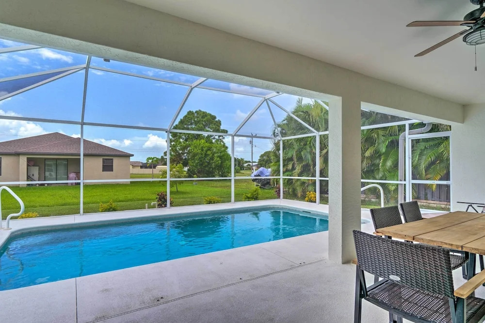 Private Pool: Beachy Cape Coral Getaway!