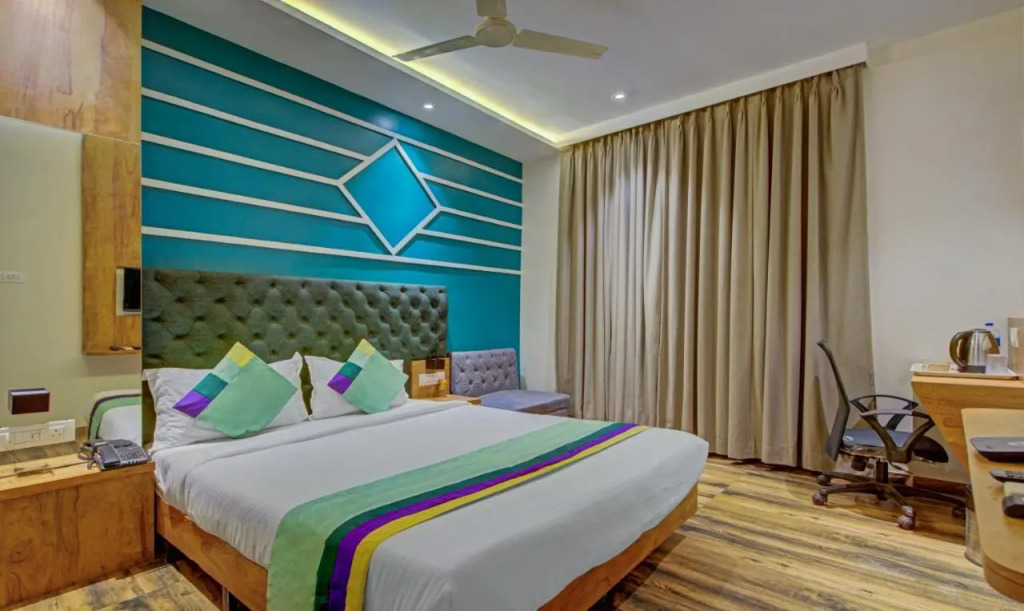 Treebo Prince Andheri East