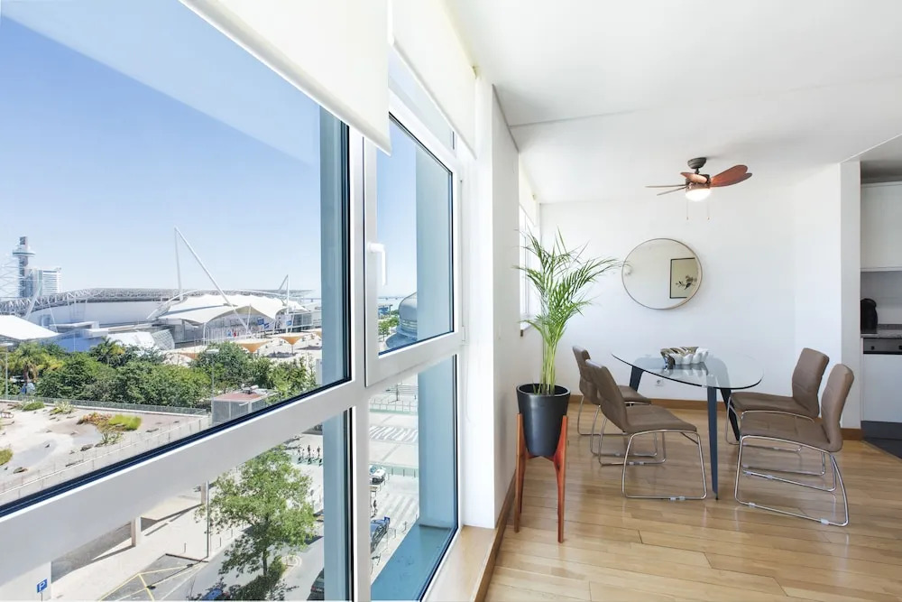 Apt In Lisbon Oriente Duplex Apartments - Parque das Nações