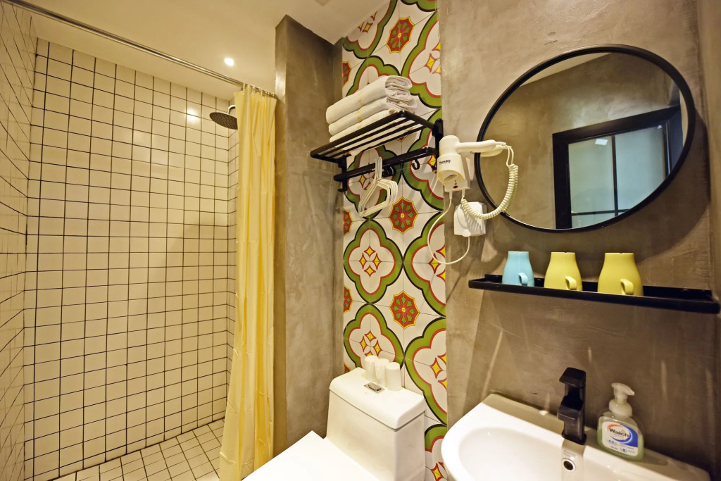 POSHPACKER - Chengdu Flipflop Hostel
