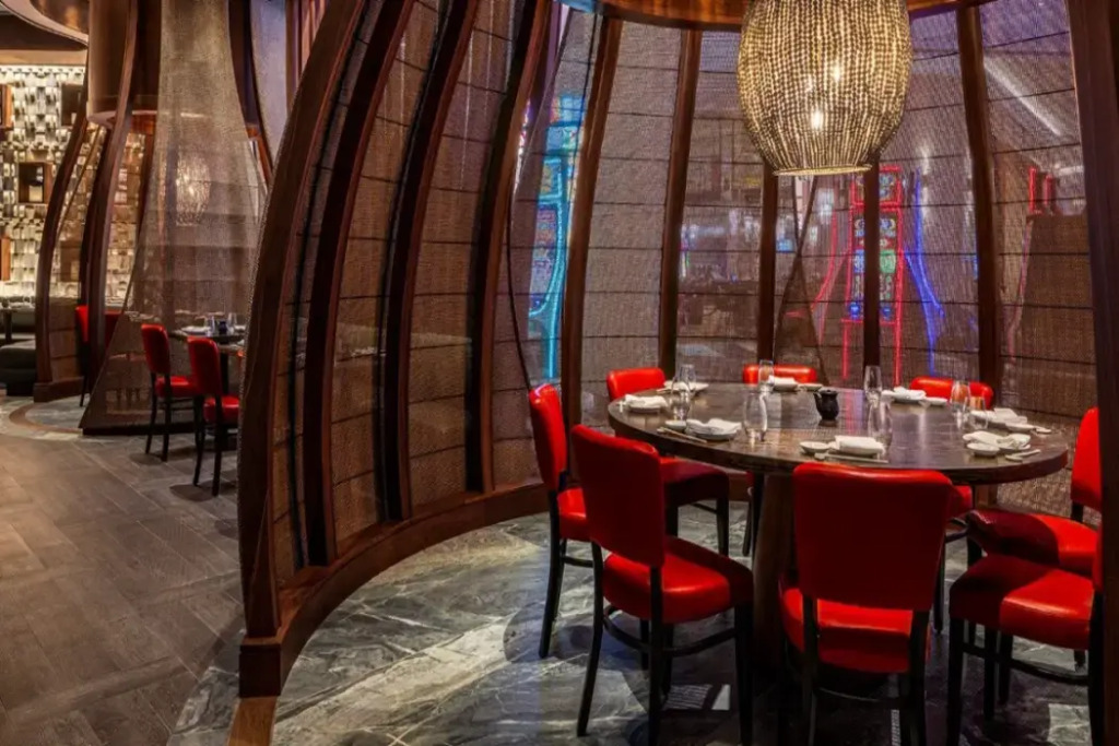 Harrahs New Orleans Hotel & Casino - A Caesars Rewards Destination