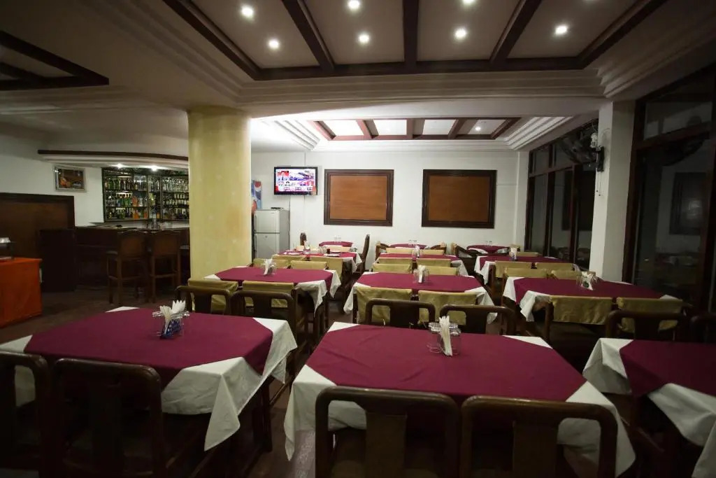 Hotel Crown Plaza