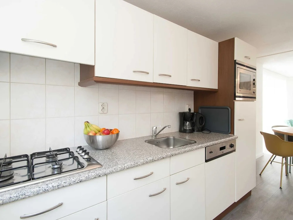 Nice House with Large Garden in Noordwijk & near Sea