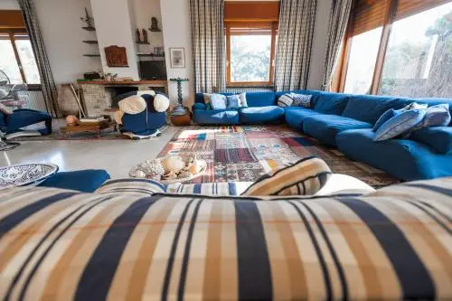 Welcome Traveller VILLA LEDA