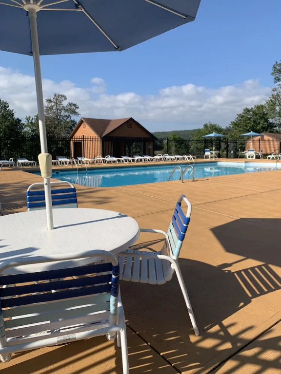 7 Springs Ski & Mountain Adventure Condo 2 Bedroom Condo by RedAwning