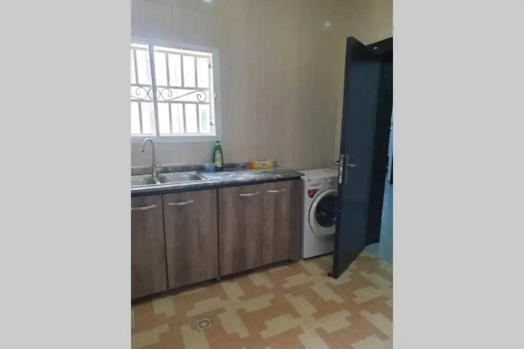 Well spacious and furnished 2 bedroom apartment