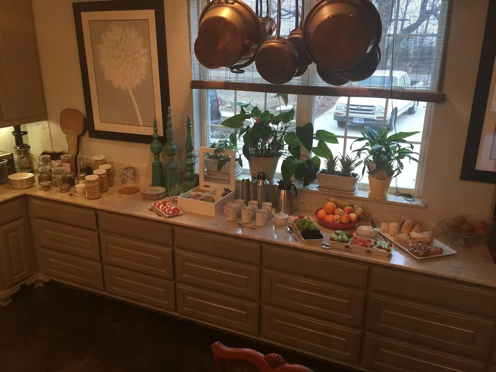 The Big Green House Bed & Breakfast