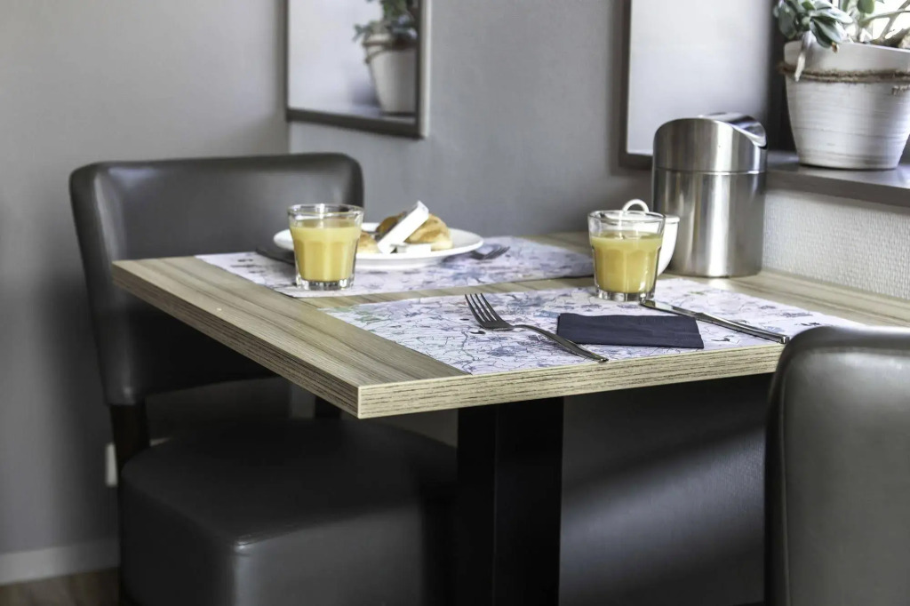 Linge Hotel Elst