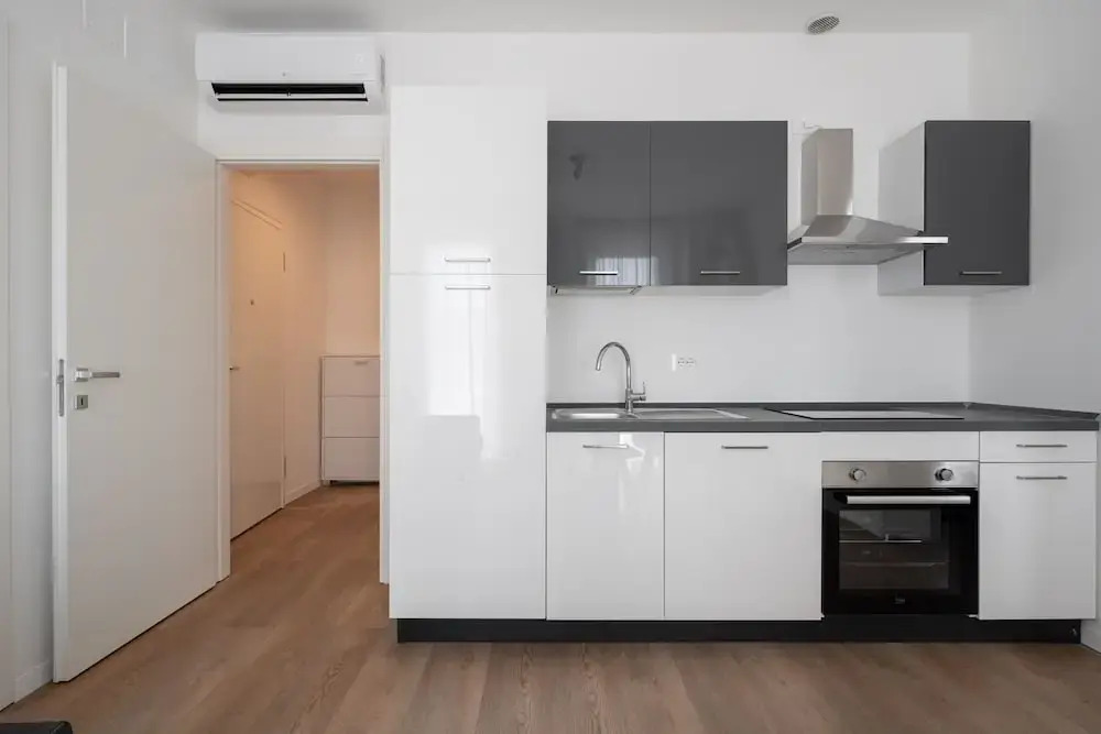 Carducci Modern Apartment 7 by Wonderful Italy