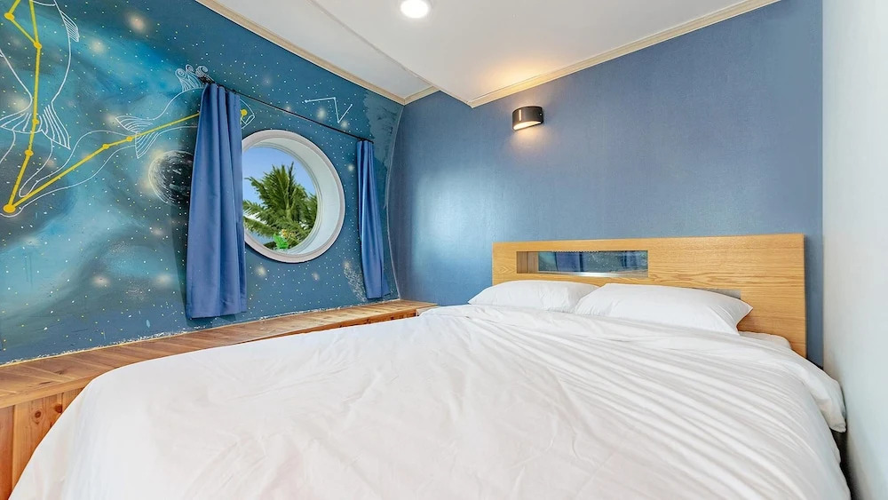 Jeju UFO Pension