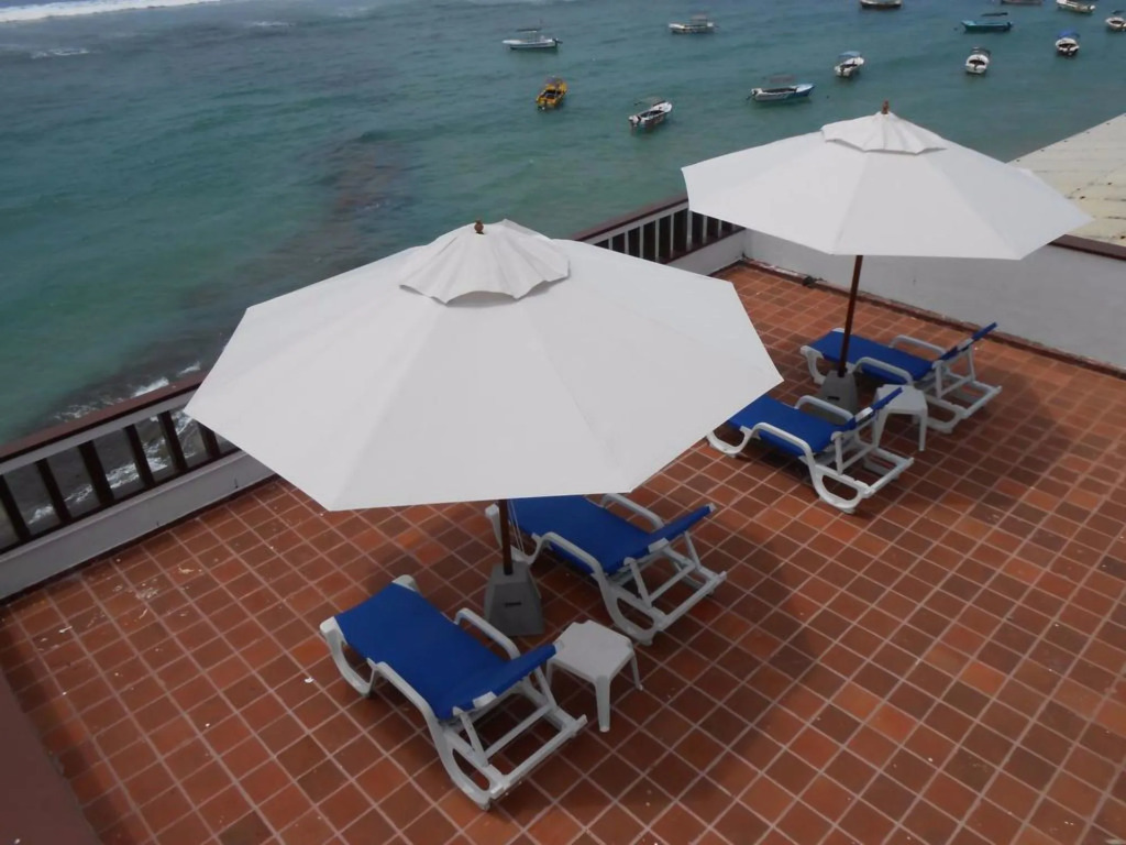 Coral Seas Beach Hikkaduwa