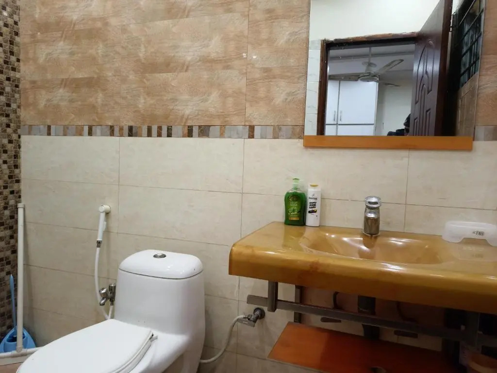 2BR Fully Furnished Modern House at Prime Location
